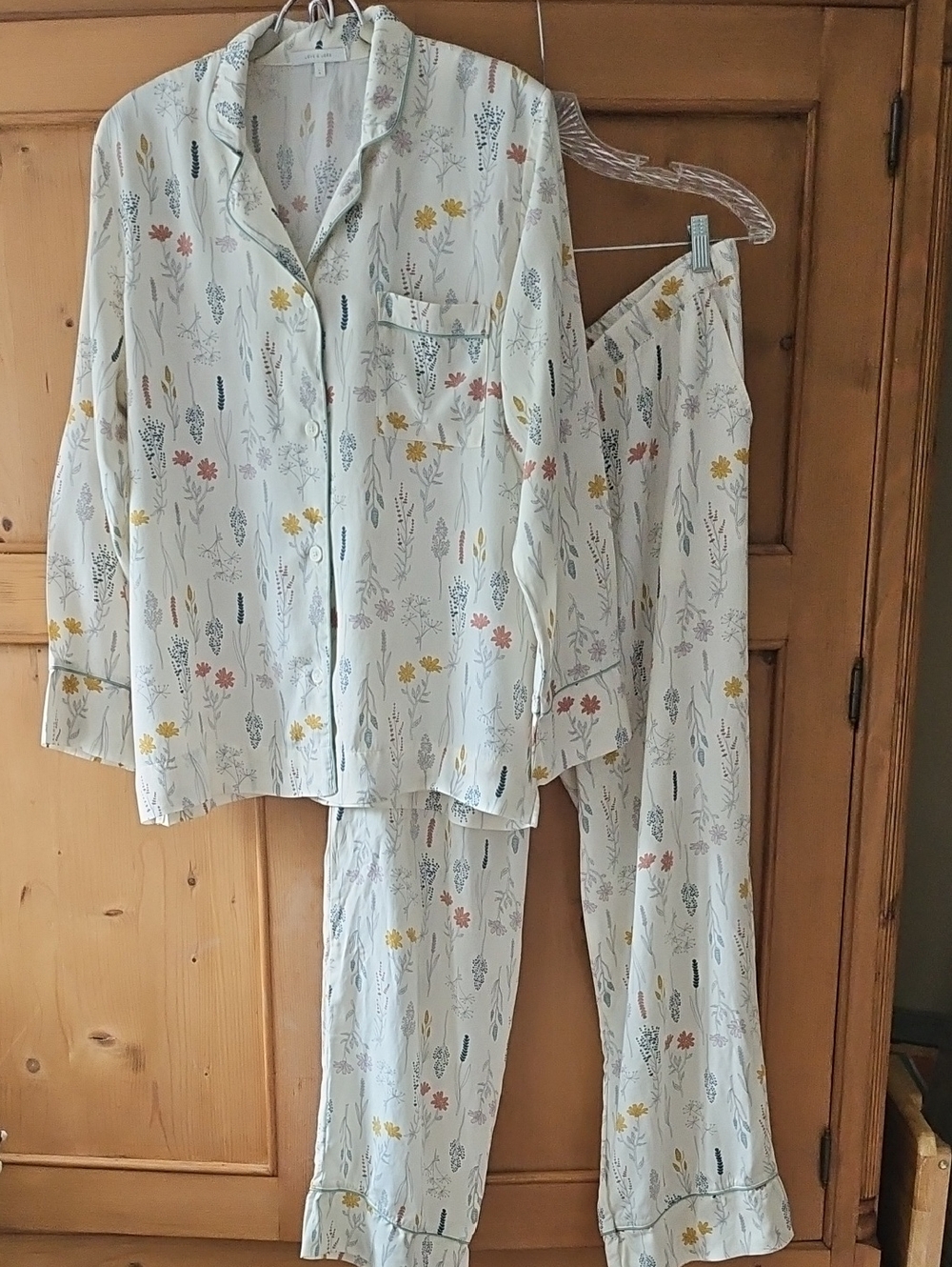 Love & Lore Floral Pajama Set Size Large